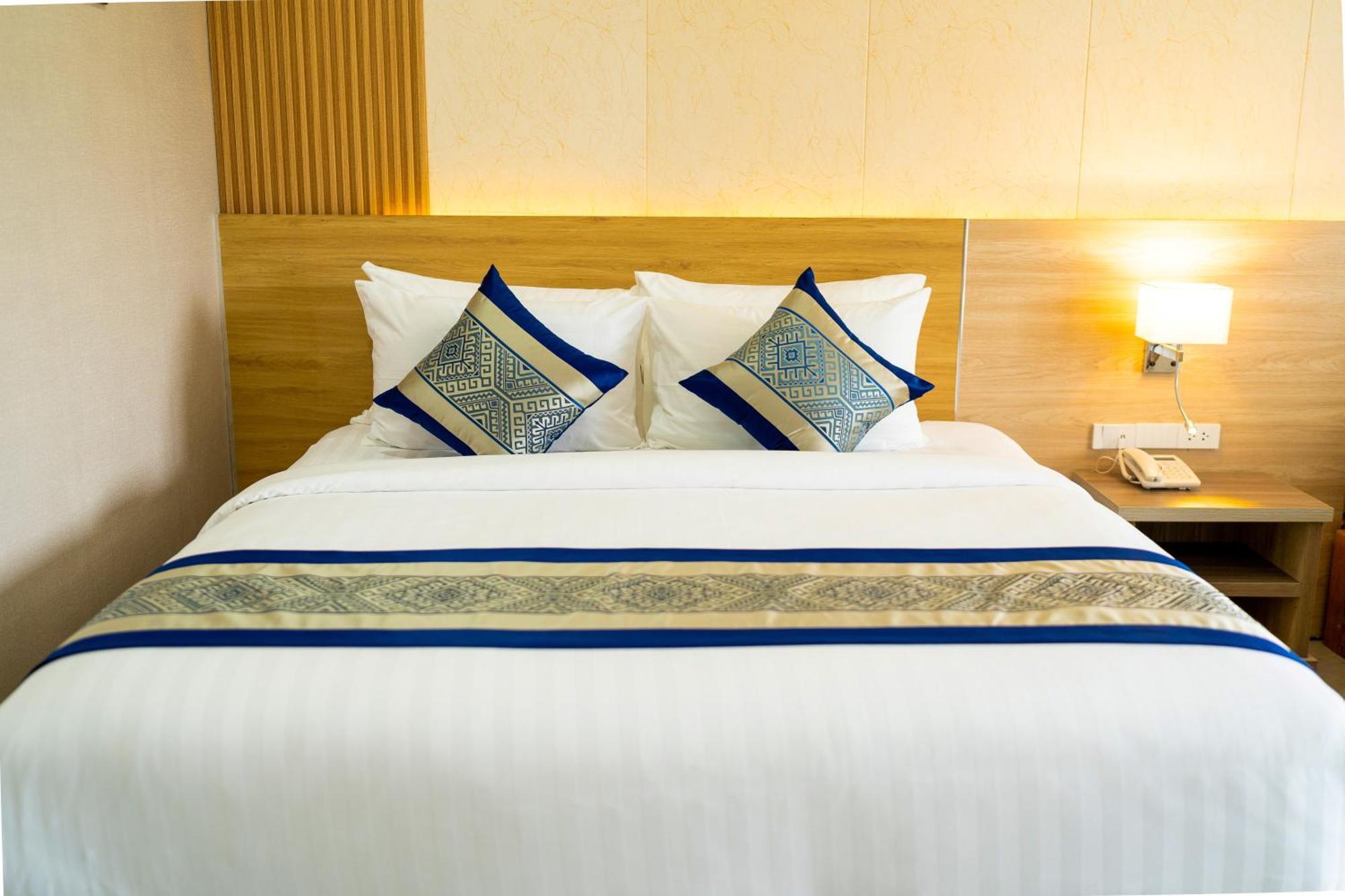 S Vangvieng Boutique Hotel Vangviang Kültér fotó